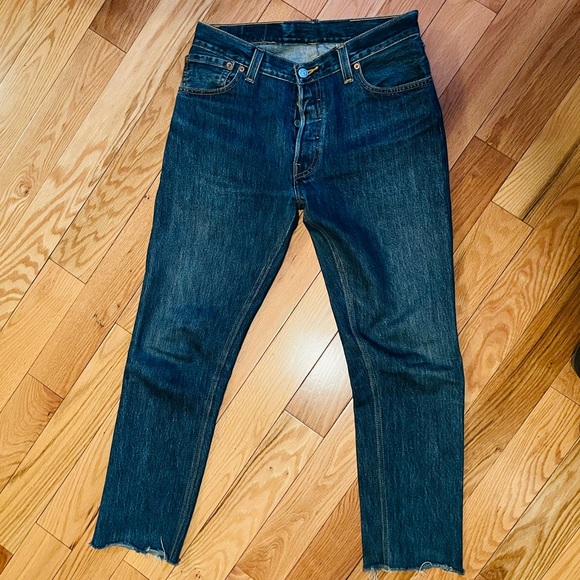 RE/DONE Relaxed Crop - Reworked Levi’s - Picture 3 of 9